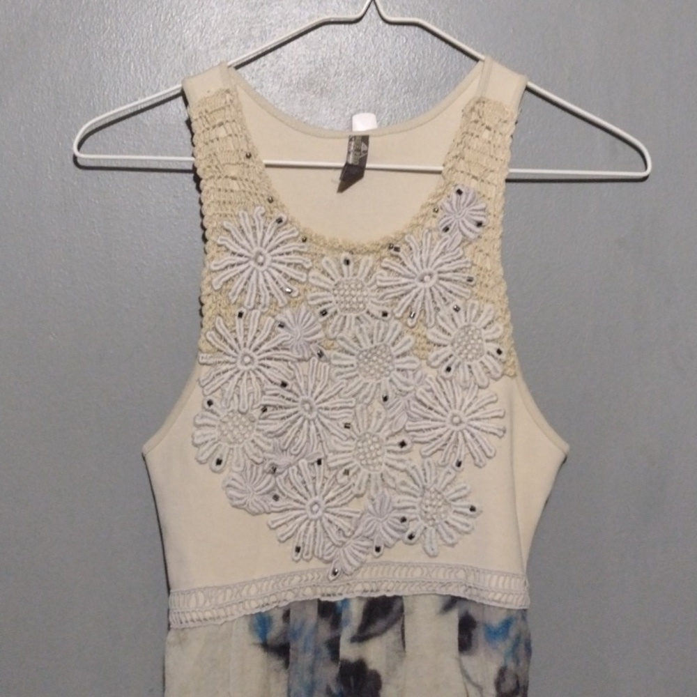Free People Dress floral boho style with embroidery size xs ties in the back
